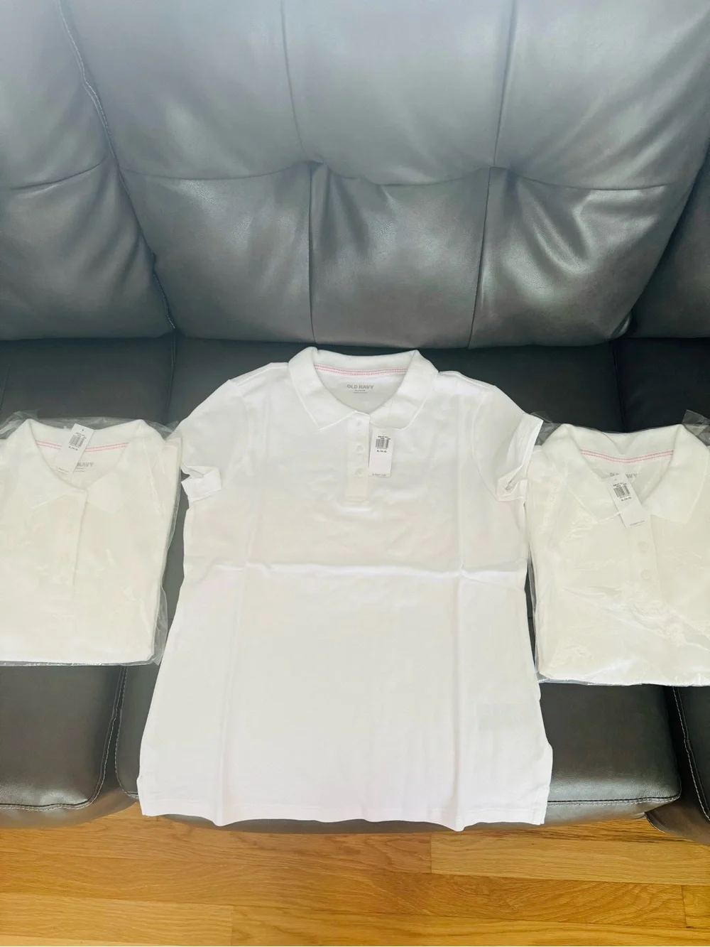 Old Navy Girl’s  White Polo shirt, size XL